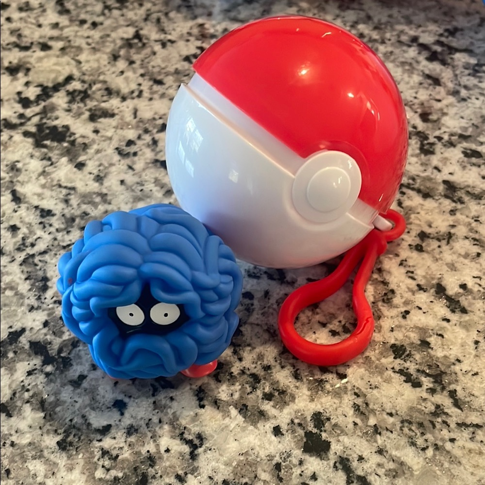 1999 Vintage Pokeball Tangela